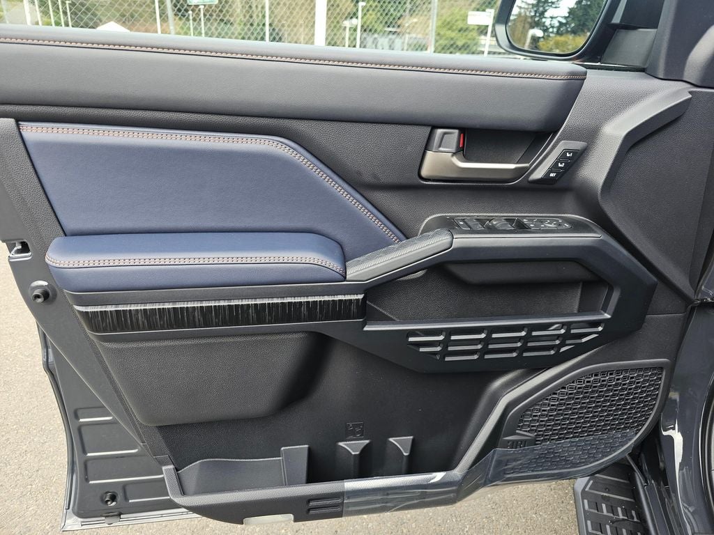 2026 Toyota 4Runner i-FORCE MAX Hybrid Platinum