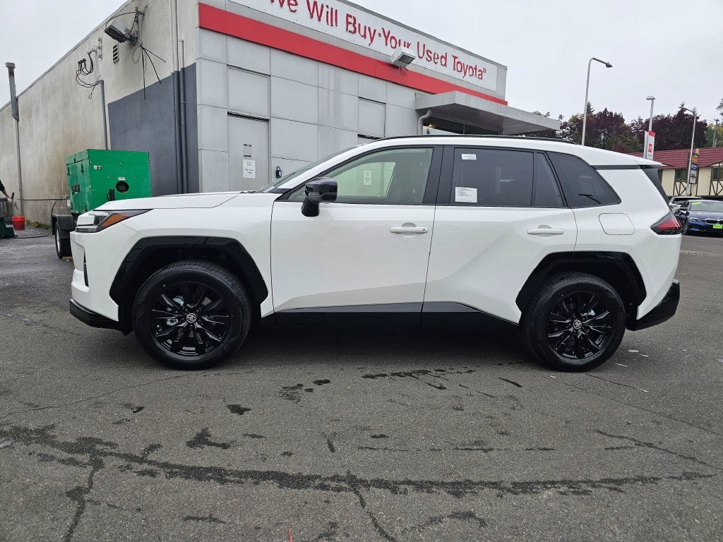 2026 Toyota RAV4 SE