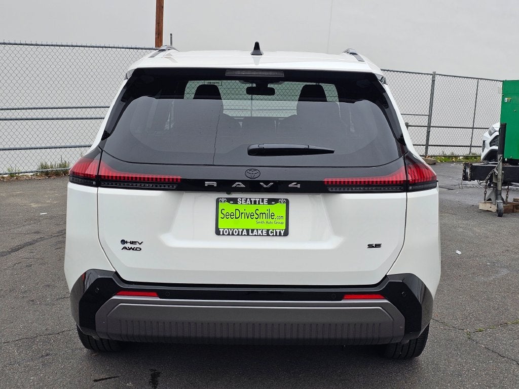 2026 Toyota RAV4 SE
