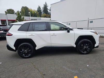 2026 Toyota RAV4 SE