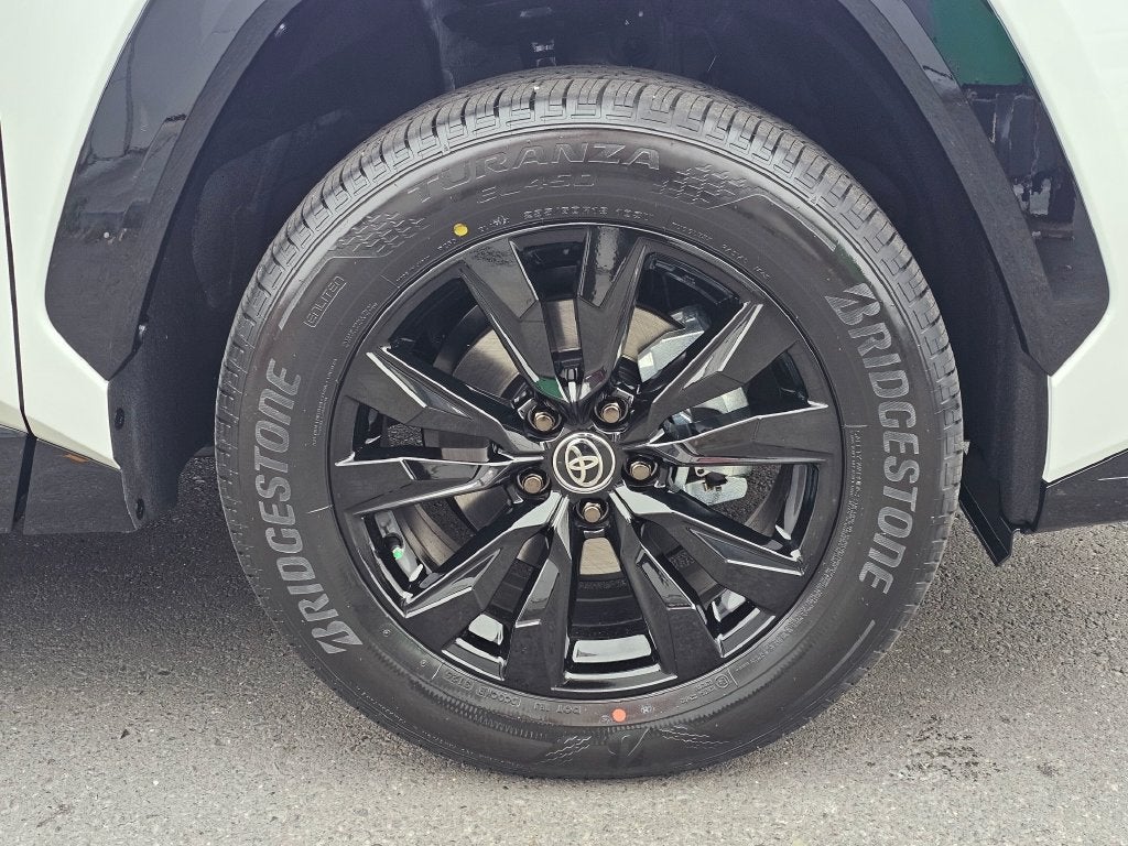 2026 Toyota RAV4 SE
