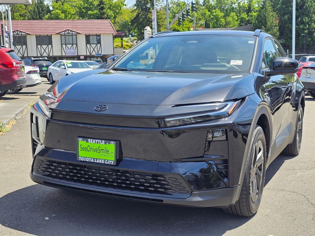 2026 Toyota C-HR SE