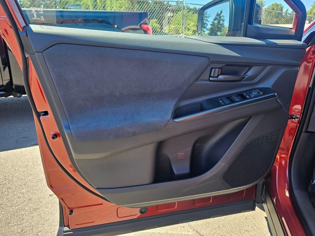 2026 Toyota C-HR SE