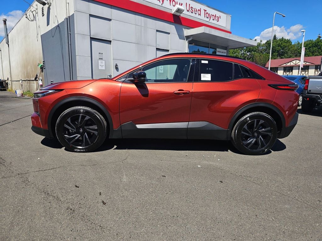2026 Toyota C-HR SE
