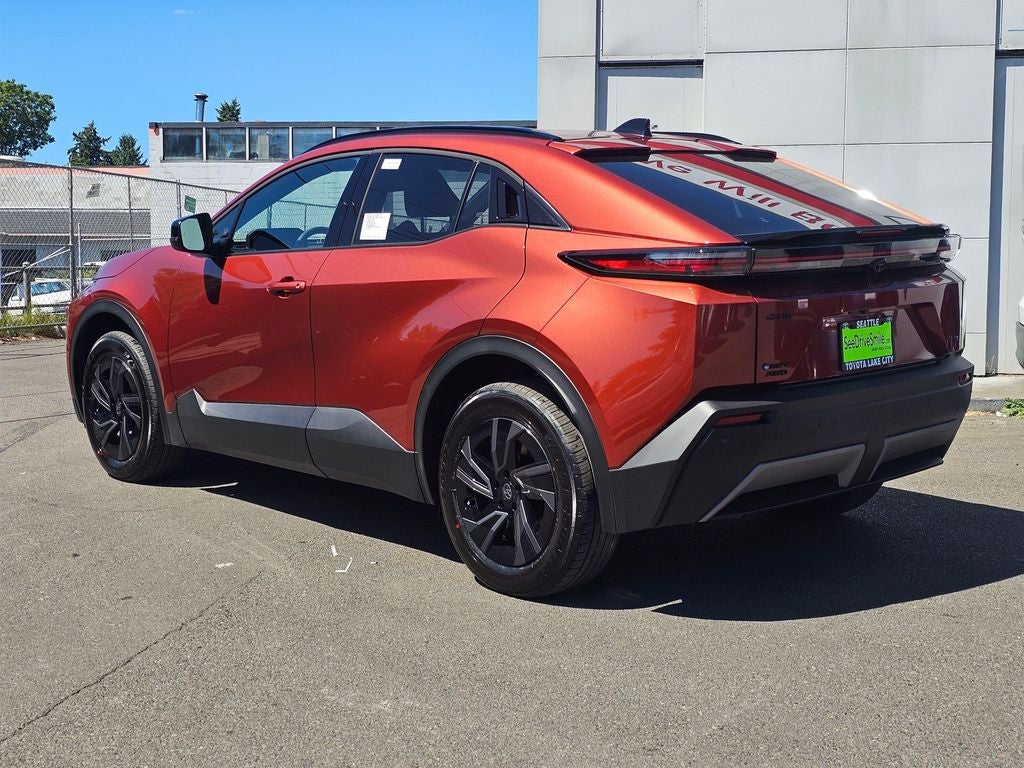 2026 Toyota C-HR SE
