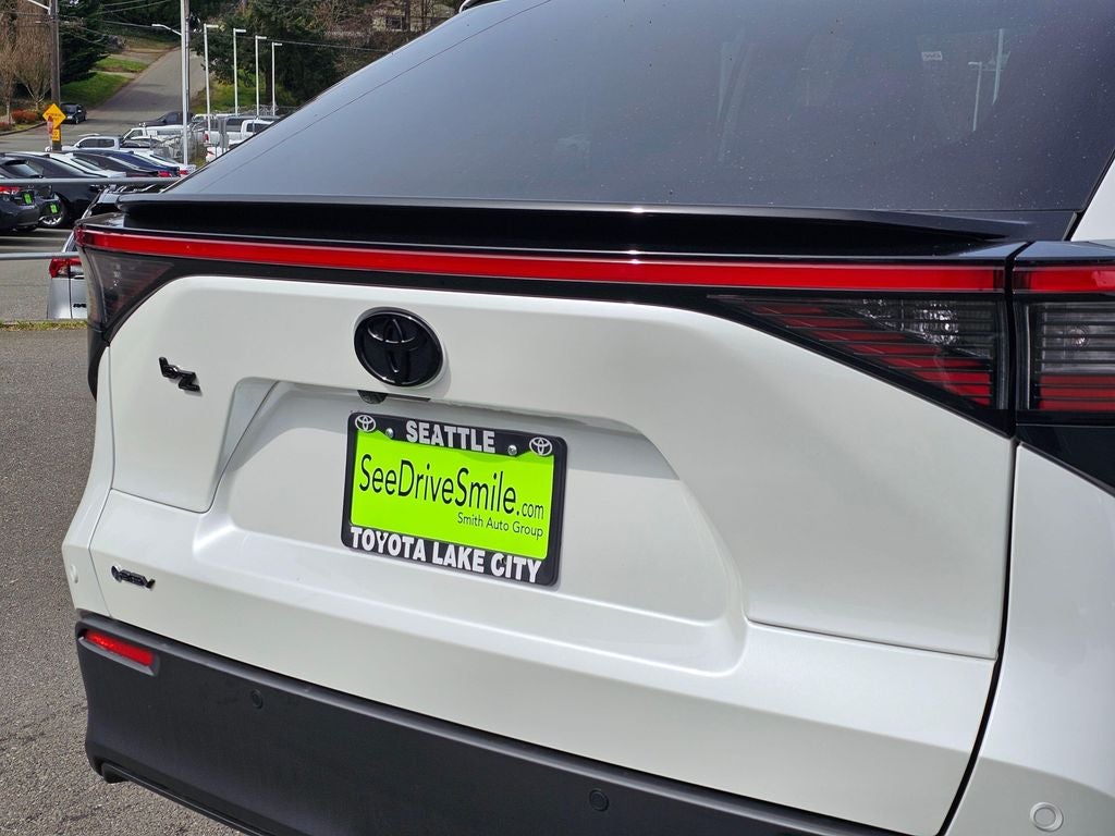 2026 Toyota bZ XLE Plus