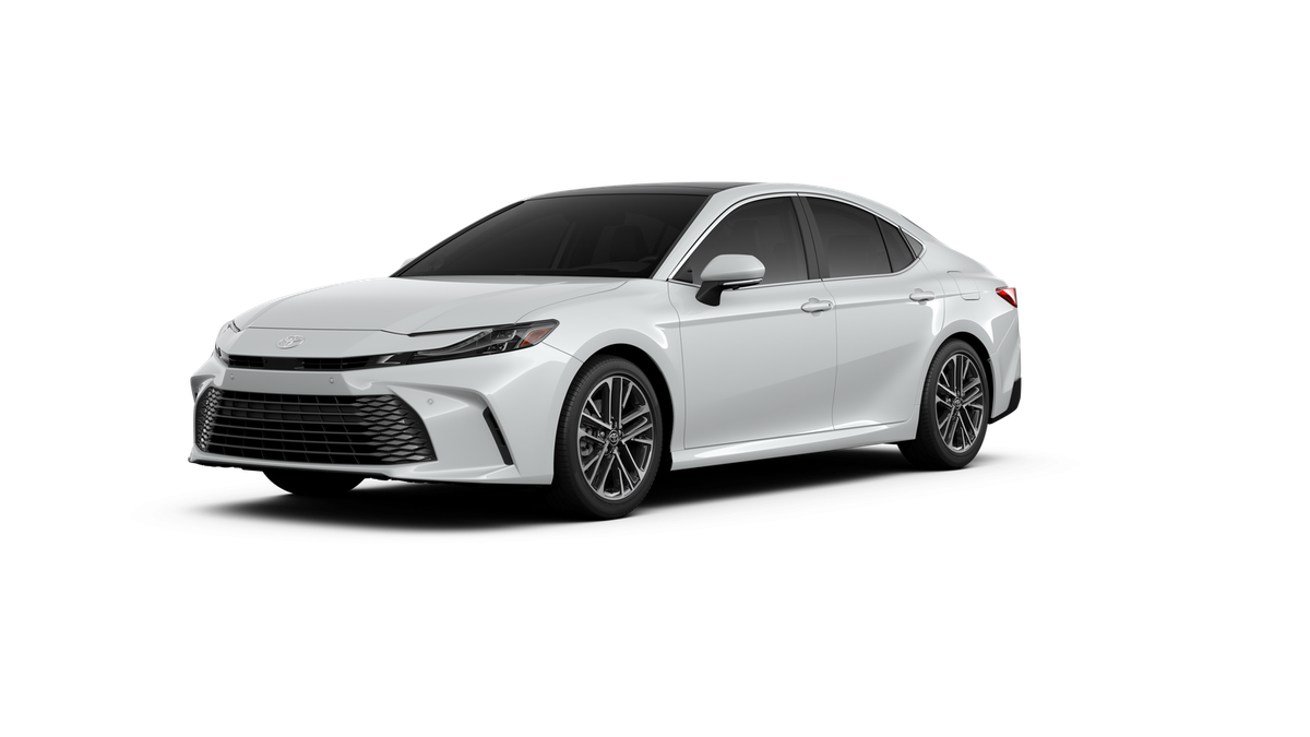 2026 Toyota Camry XLE AWD Hybrid's photo