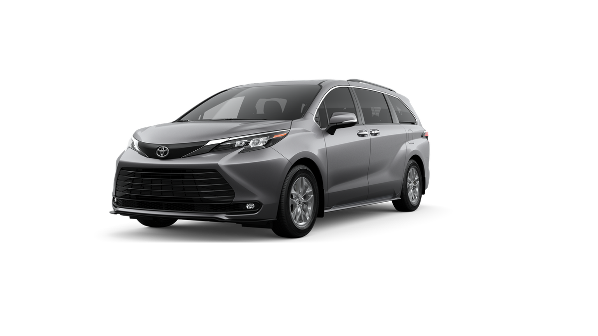 2026 Toyota Sienna XLE 7-Passenger Hybrid AWD's photo