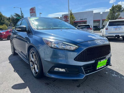 2018 Ford Focus ST -6-Speed Manual