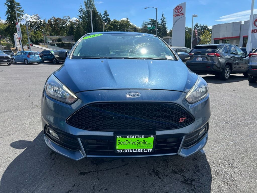 2018 Ford Focus ST -6-Speed Manual