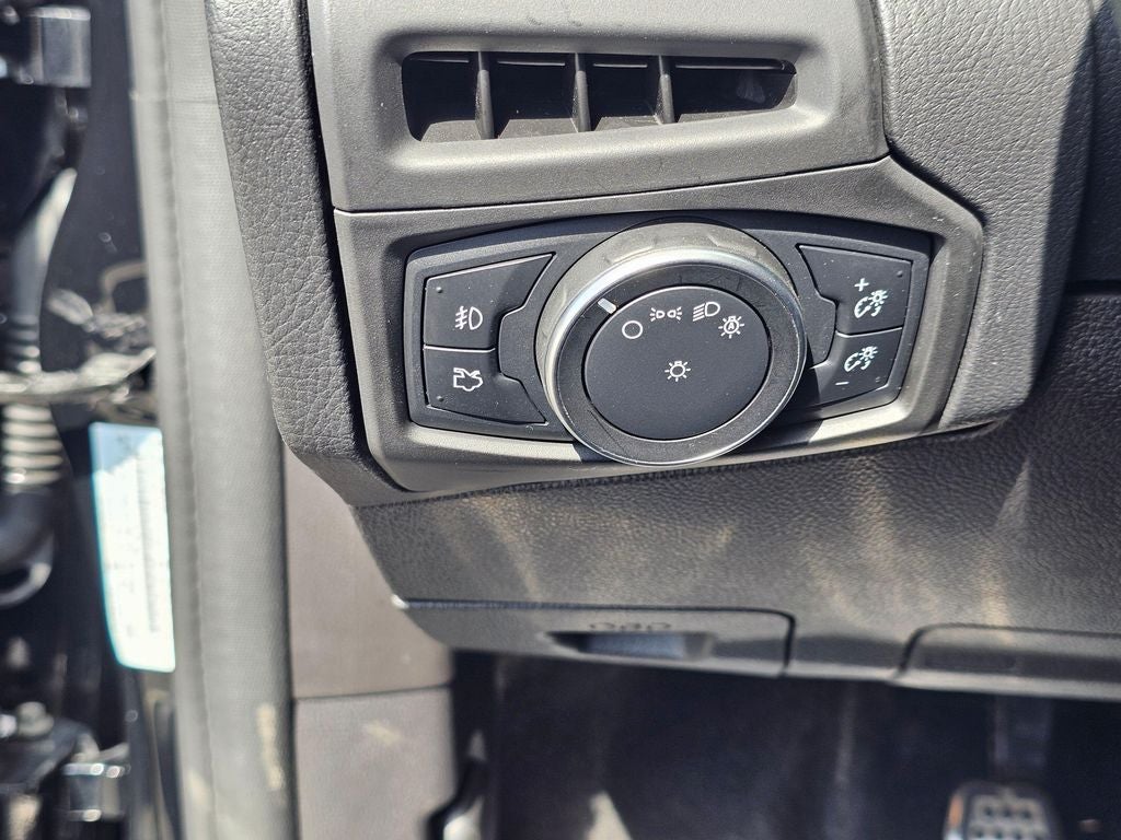 2016 Ford Focus ST -6-Speed Manual