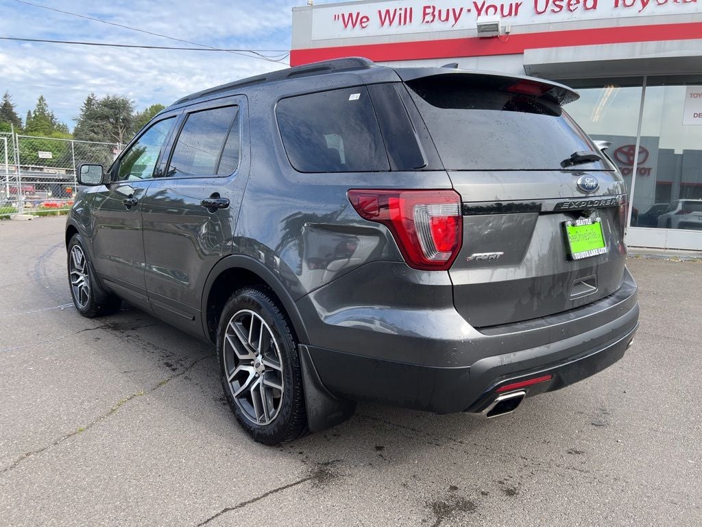 2017 Ford Explorer Sport