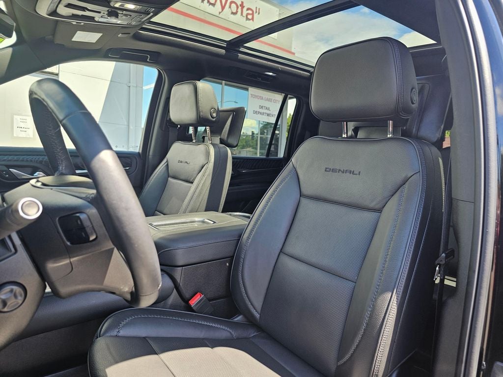 2023 GMC Yukon XL Denali