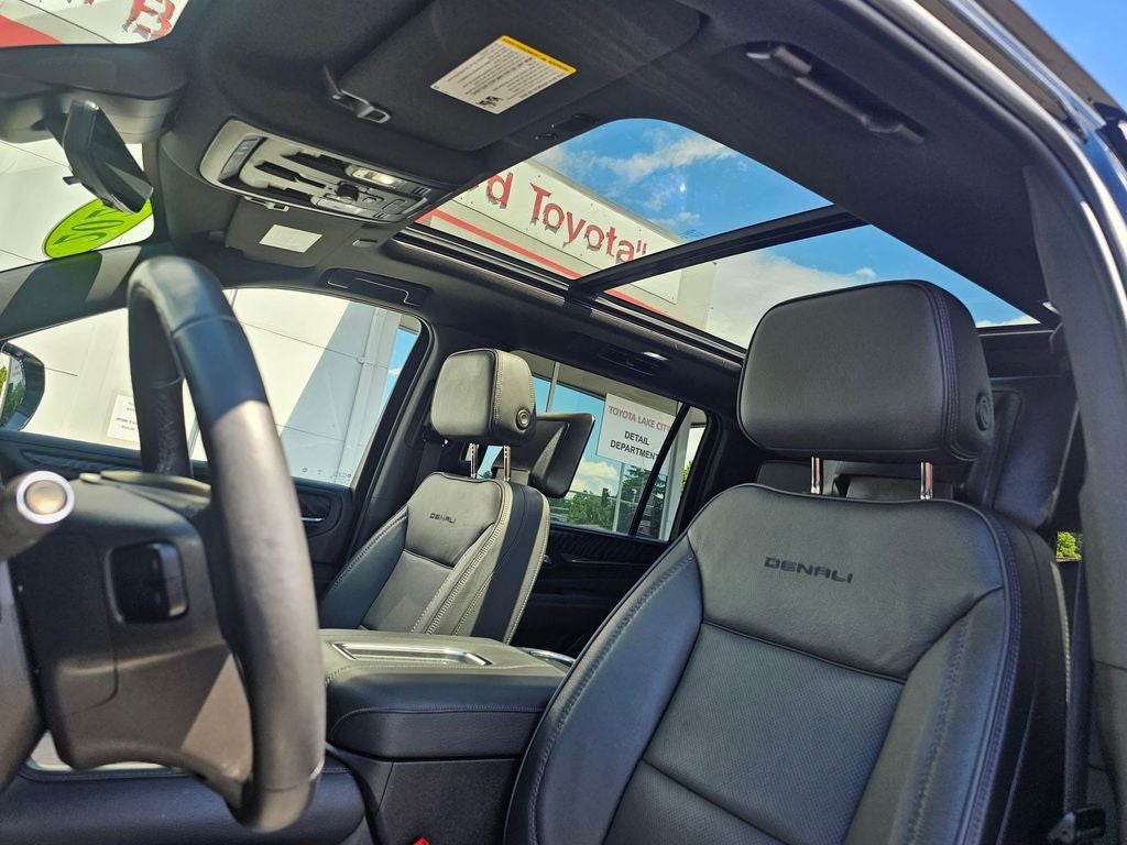 2023 GMC Yukon XL Denali