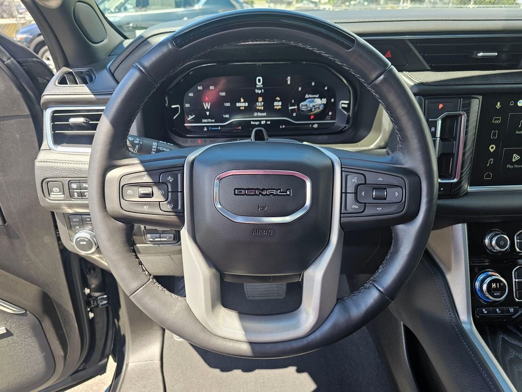 2023 GMC Yukon XL Denali