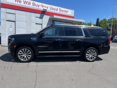 2023 GMC Yukon XL Denali