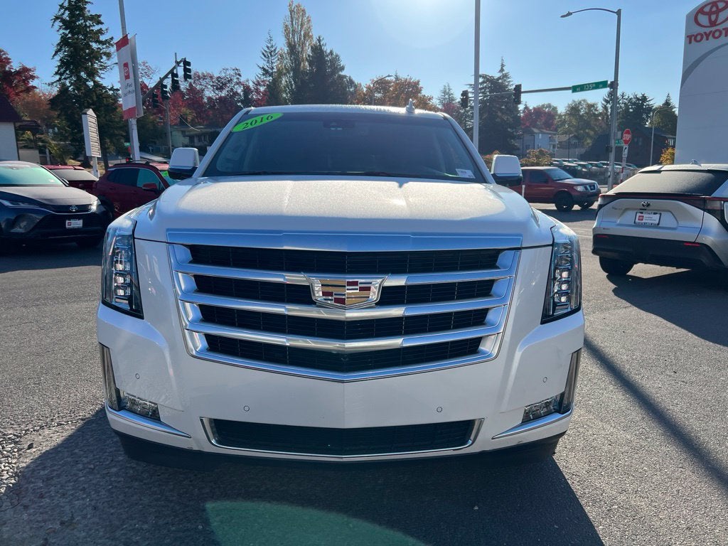 2016 Cadillac Escalade ESV Luxury