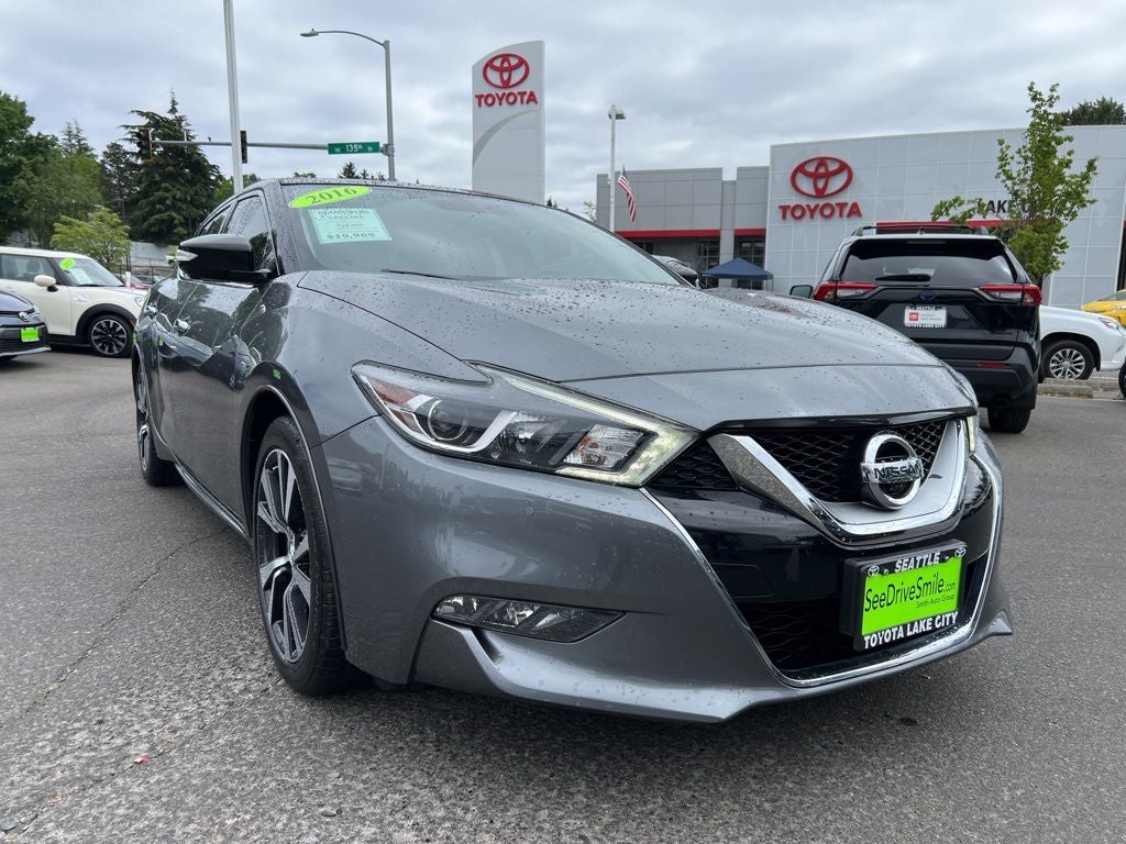2016 Nissan Maxima Platinum's photo