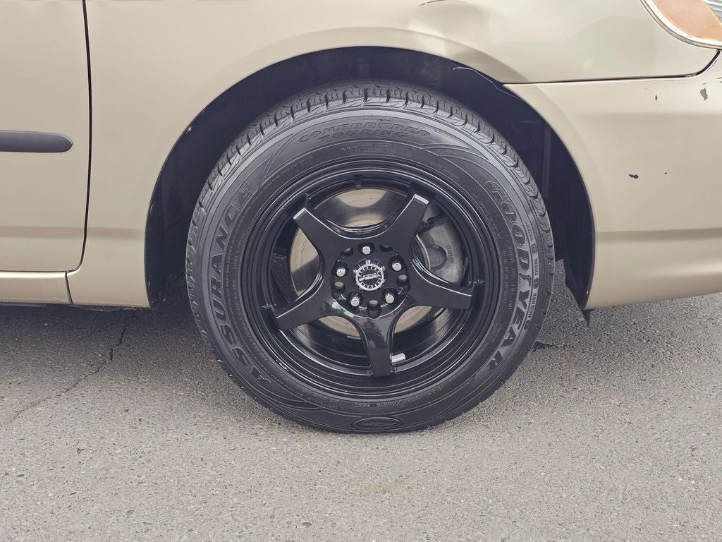 2004 Toyota Corolla CE