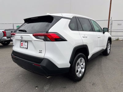 2025 Toyota RAV4 LE
