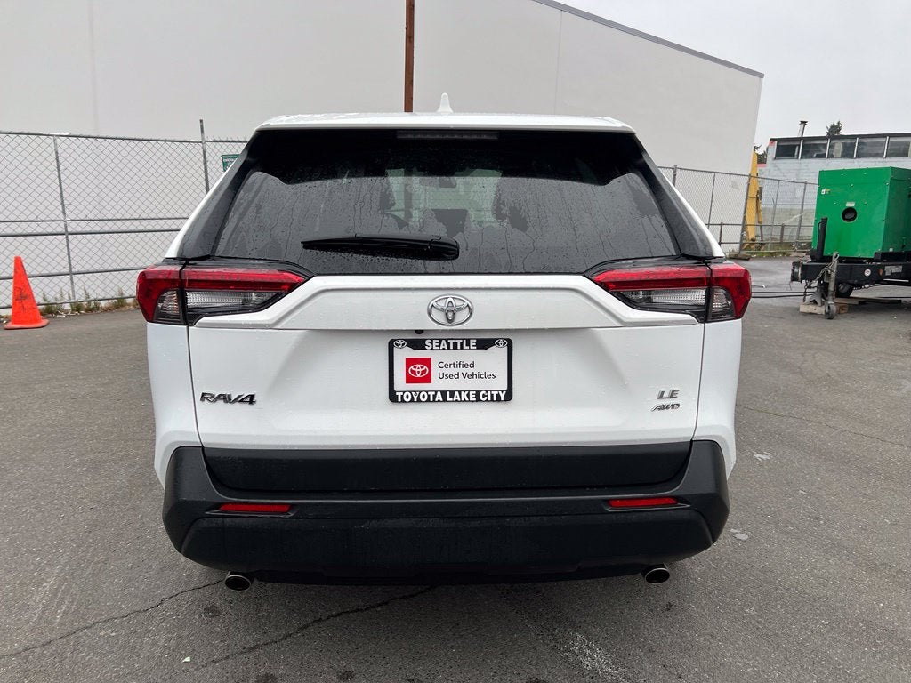 2025 Toyota RAV4 LE