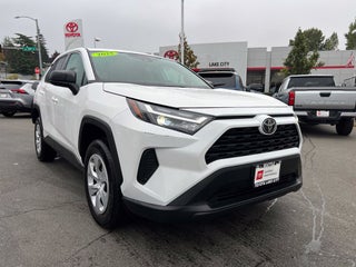 2025 Toyota RAV4 LE