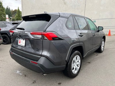 2024 Toyota RAV4 LE -AWD
