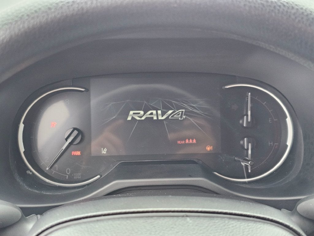 2025 Toyota RAV4 LE