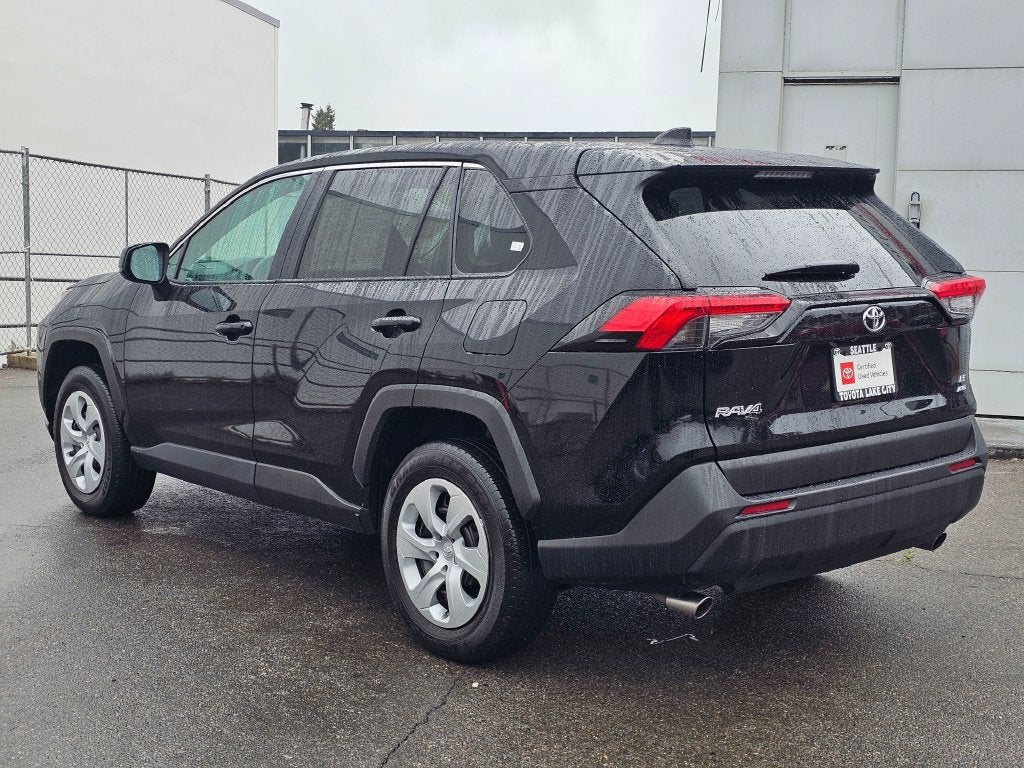 2025 Toyota RAV4 LE