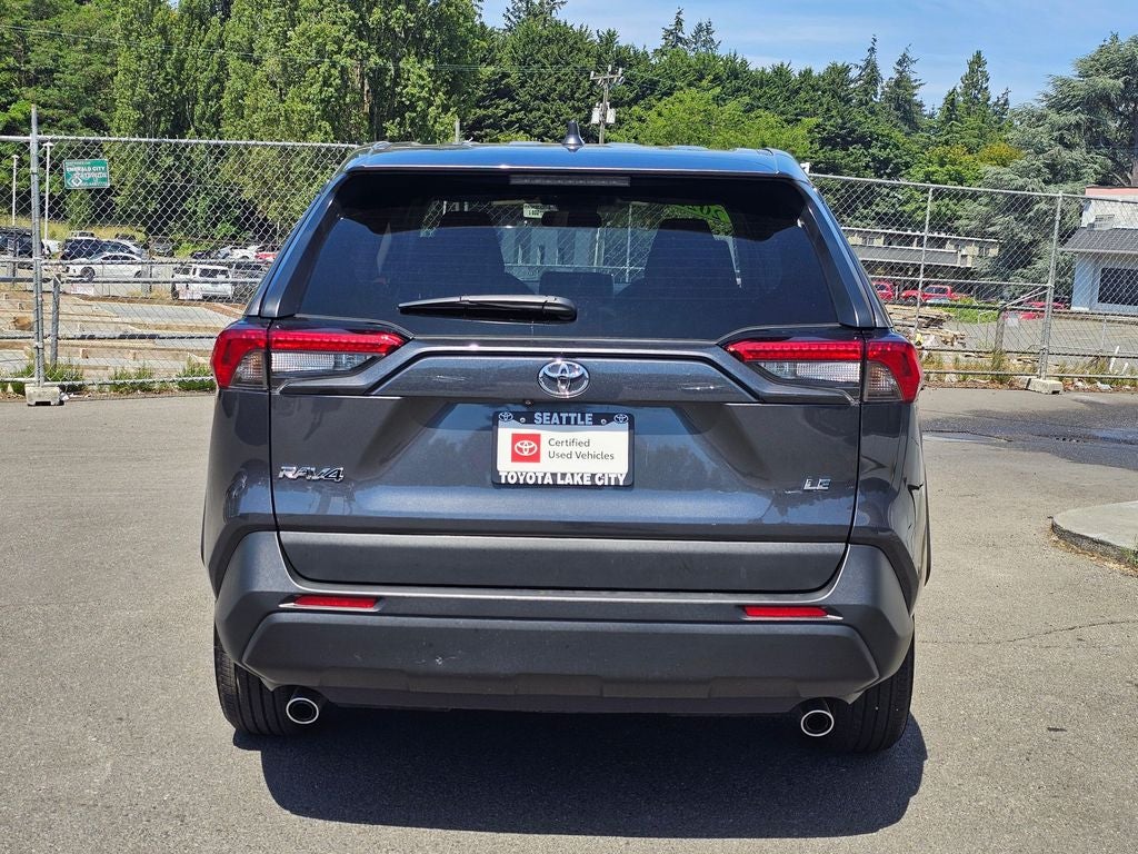 2025 Toyota RAV4 LE