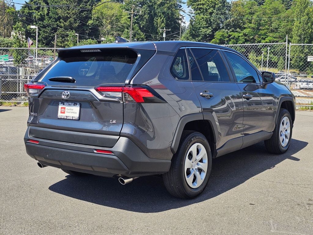 2025 Toyota RAV4 LE