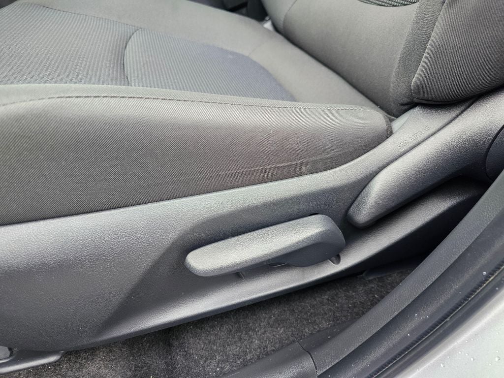 2025 Toyota RAV4 Hybrid LE -AWD