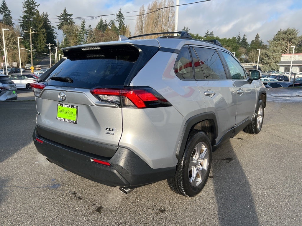 2022 Toyota RAV4 XLE -AWD