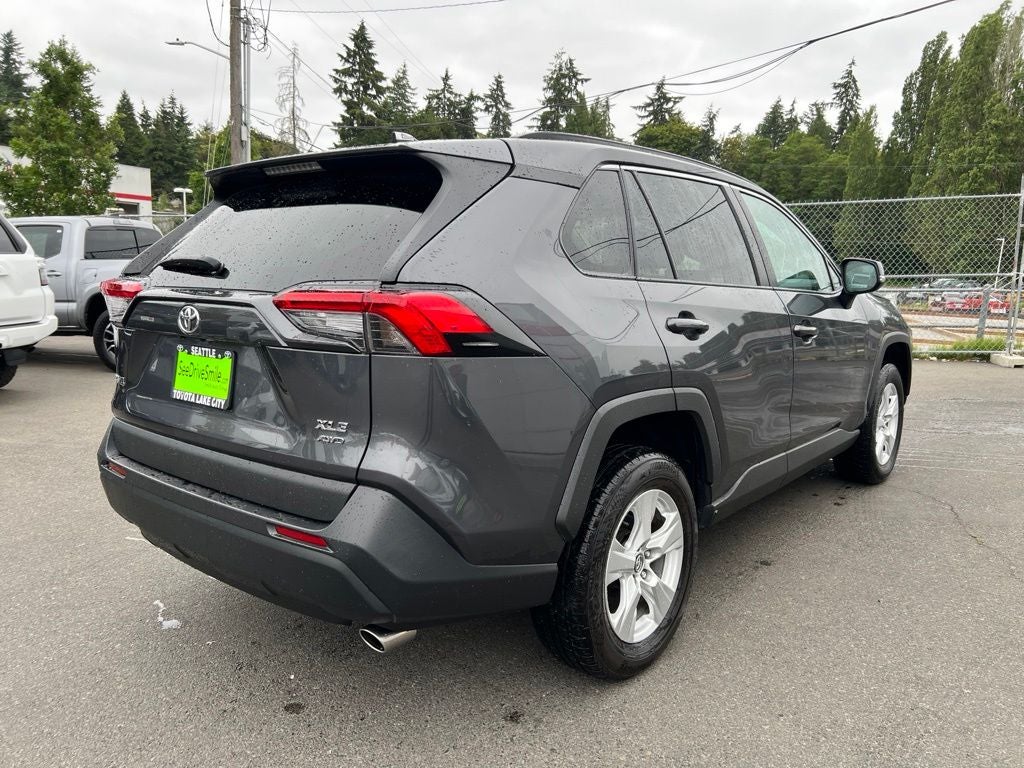 2020 Toyota RAV4 XLE