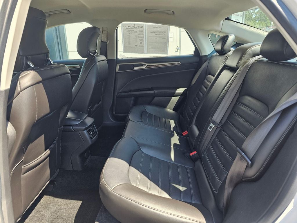 2013 Ford Fusion SE