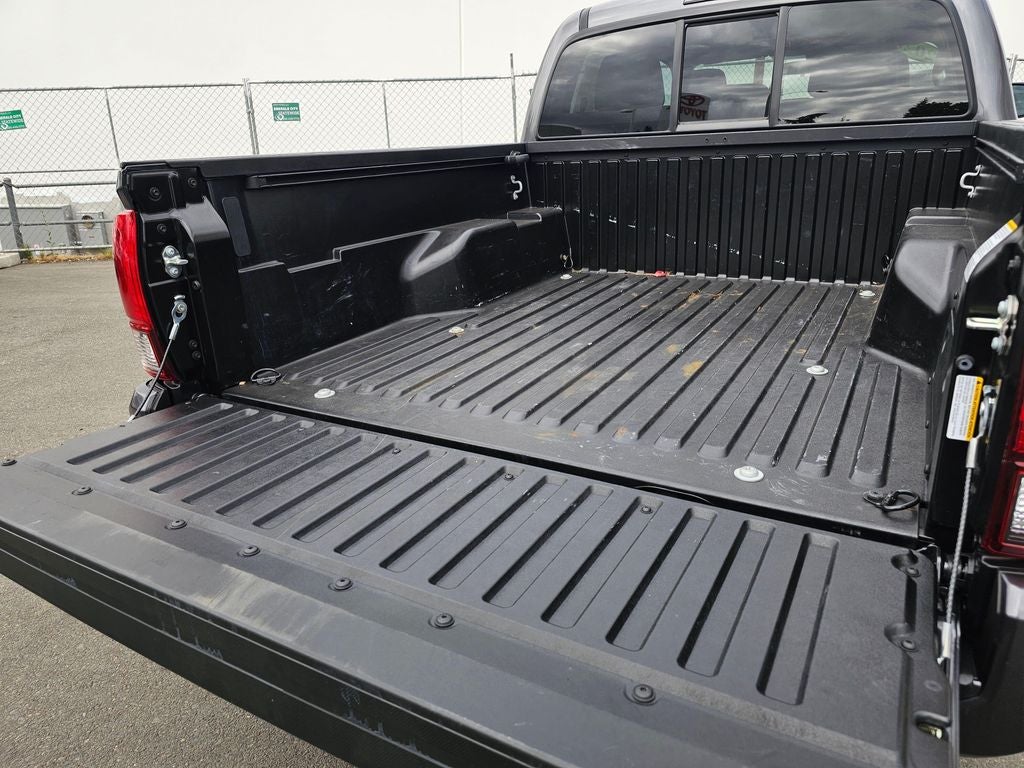 2020 Toyota Tacoma SR-4D Double Cab 4WD V6