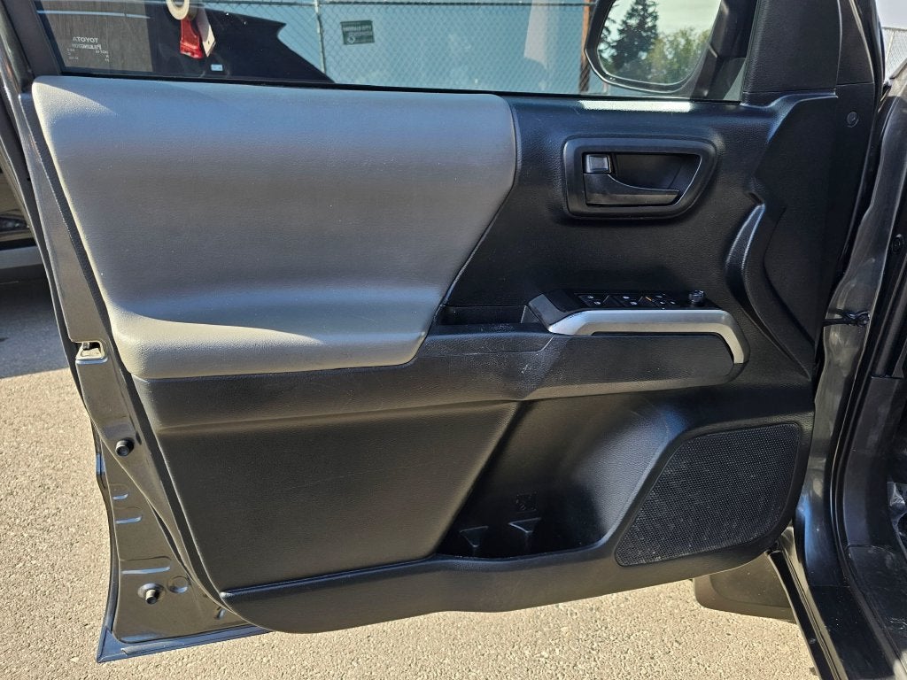 2019 Toyota Tacoma SR5 V6