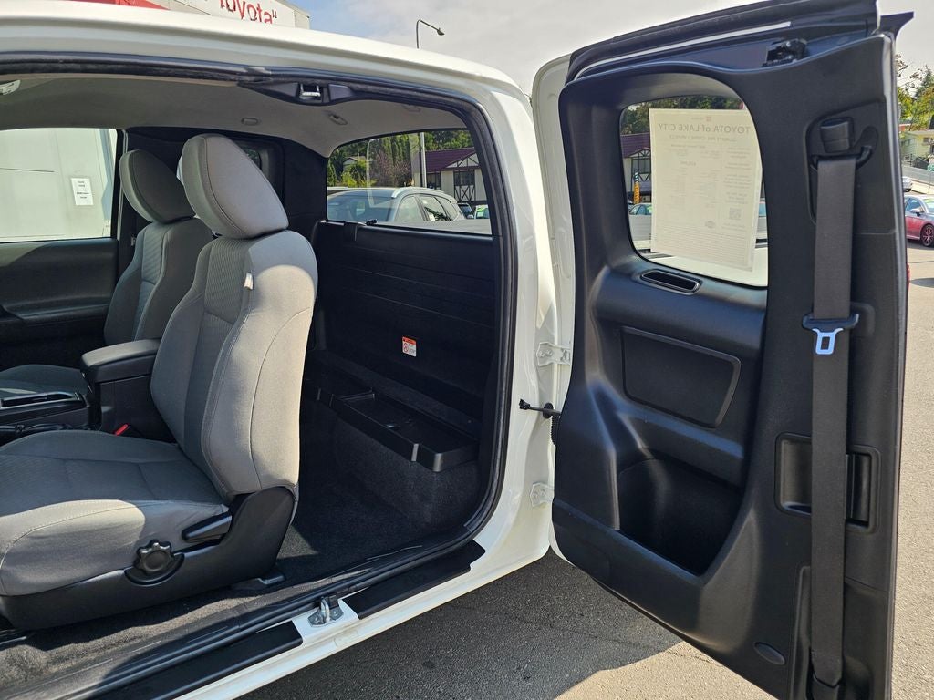 2022 Toyota Tacoma SR
