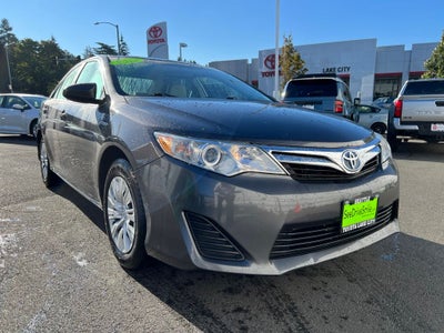 2014 Toyota Camry Hybrid LE