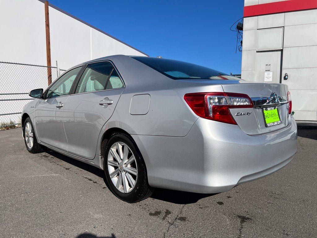 2012 Toyota Camry Hybrid XLE