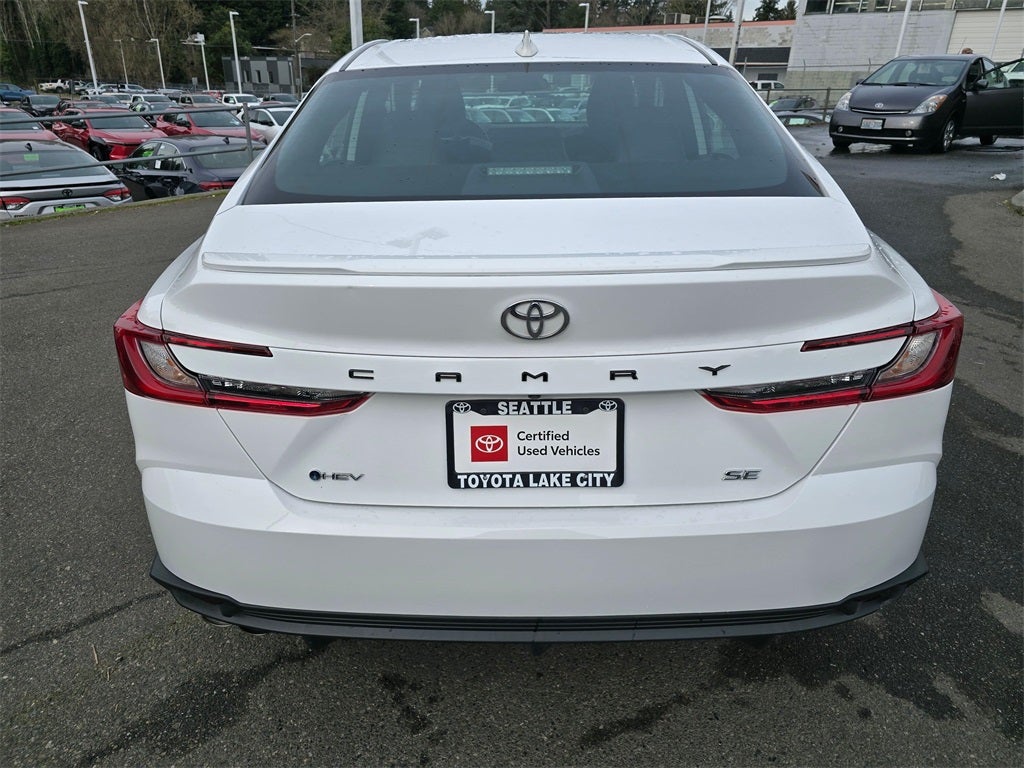 2025 Toyota Camry SE