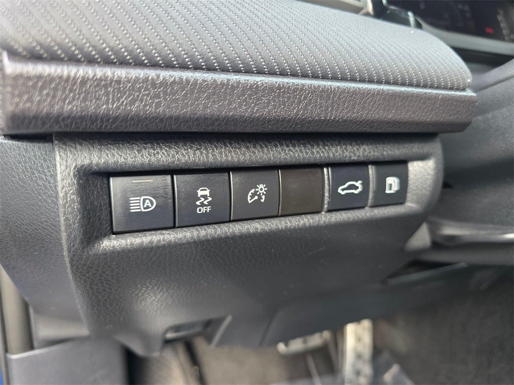 2025 Toyota Camry SE Hybrid