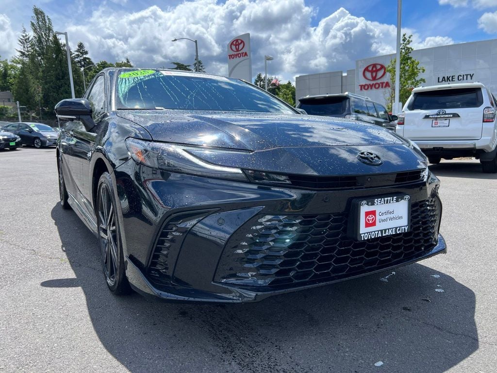 2025 Toyota Camry XSE AWD Hybrid's photo