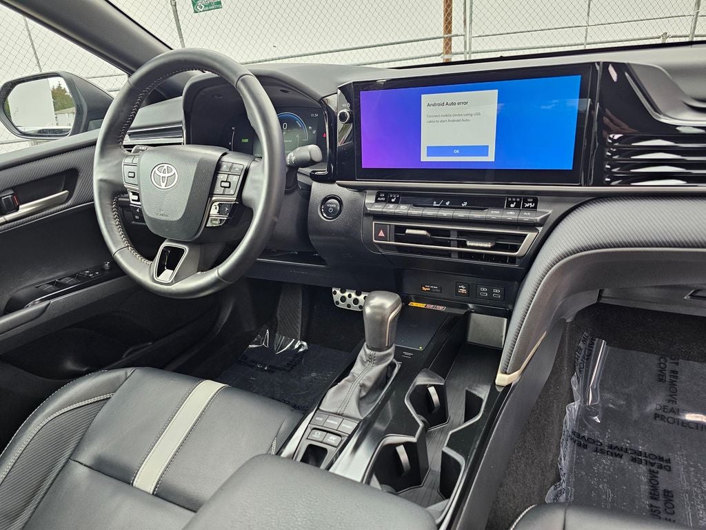 2025 Toyota Camry SE HYBRID-AWD