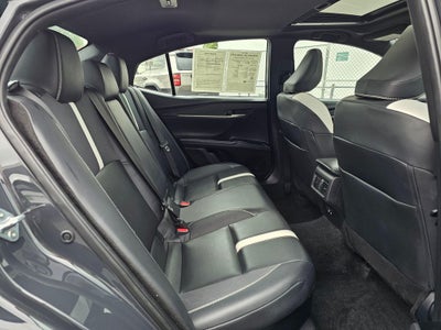 2025 Toyota Camry SE HYBRID-AWD