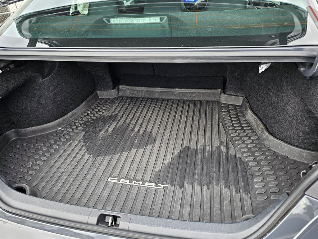 2025 Toyota Camry SE HYBRID-AWD