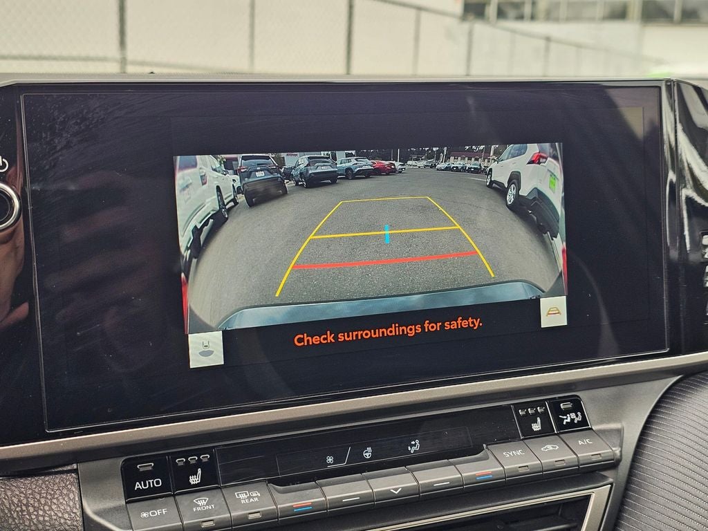 2025 Toyota Camry SE HYBRID-AWD