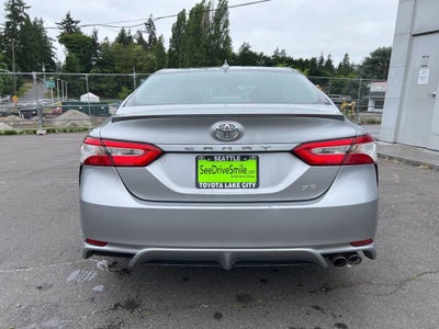 2020 Toyota Camry SE