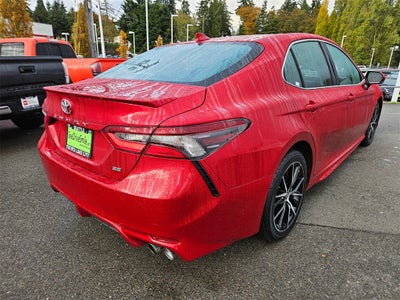2024 Toyota Camry SE