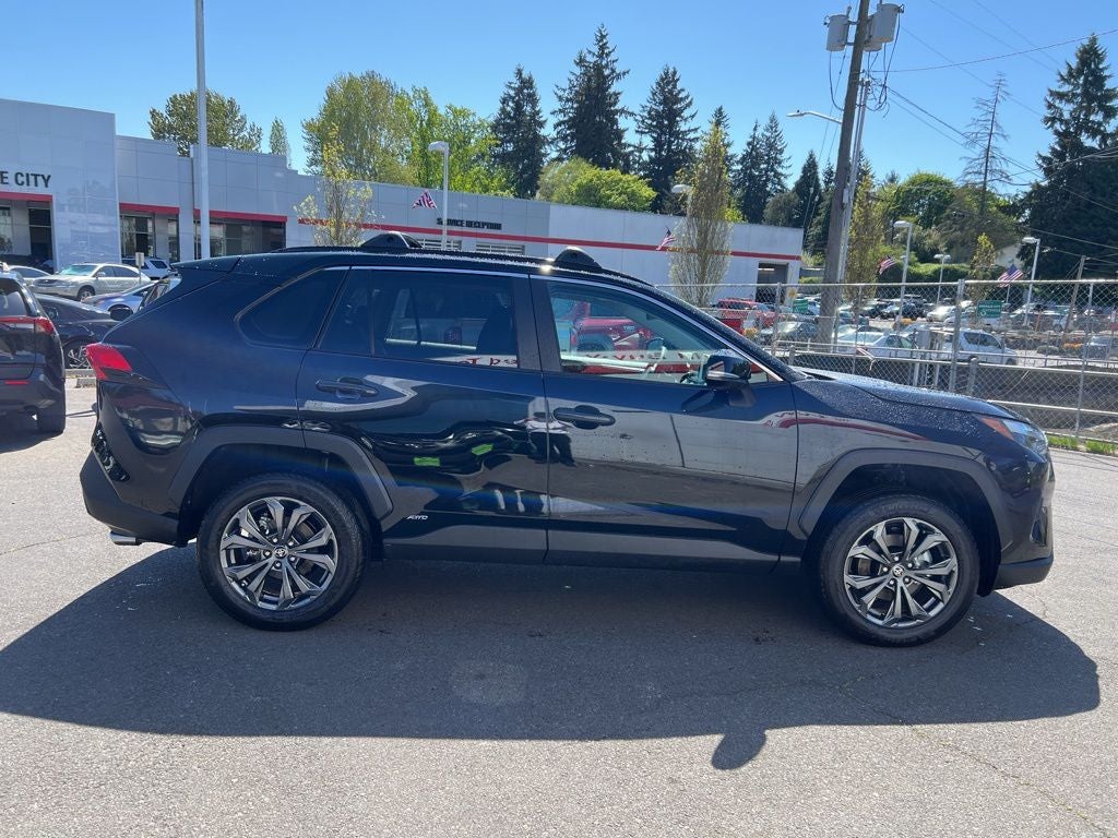 2025 Toyota RAV4 Hybrid XLE Premium